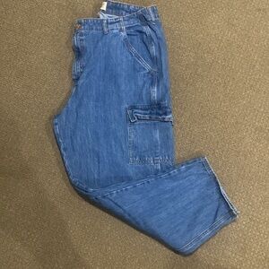 Universal Thread cargo jeans